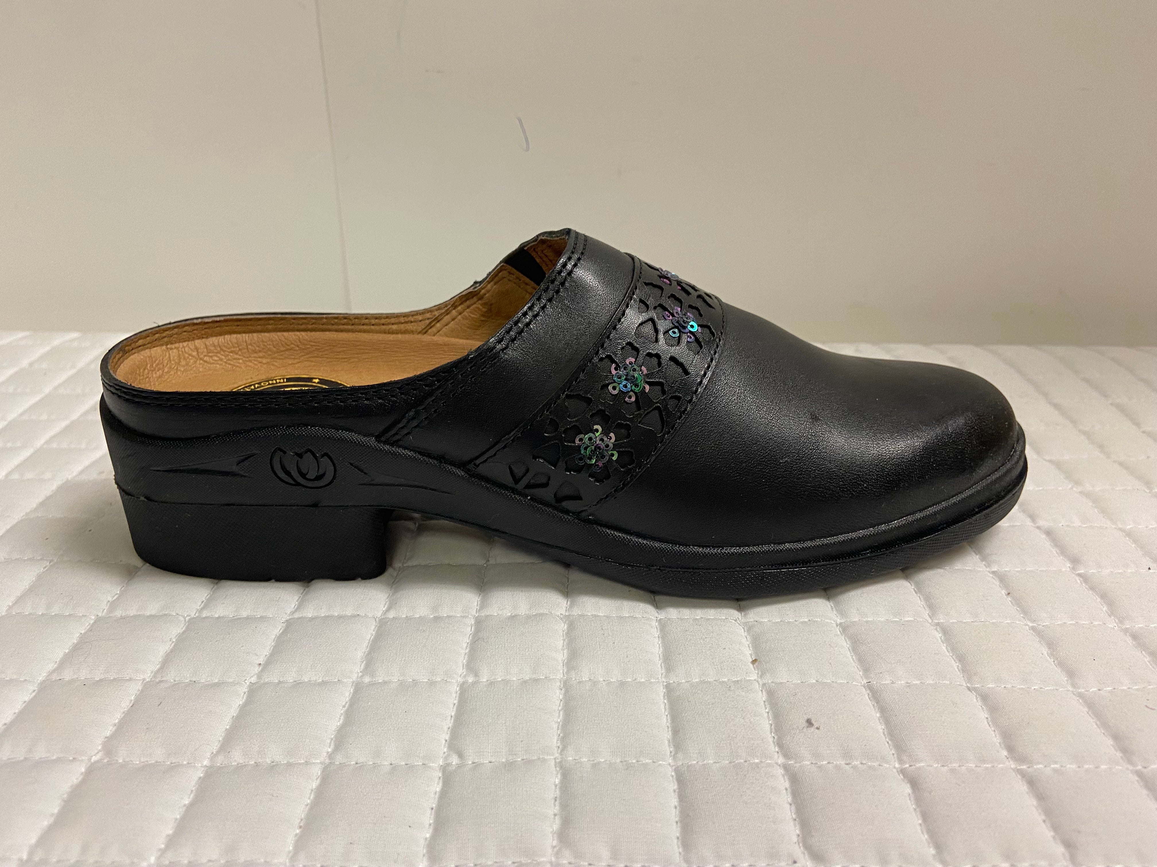 Hoof and Woof Women's Flowered Black Mules