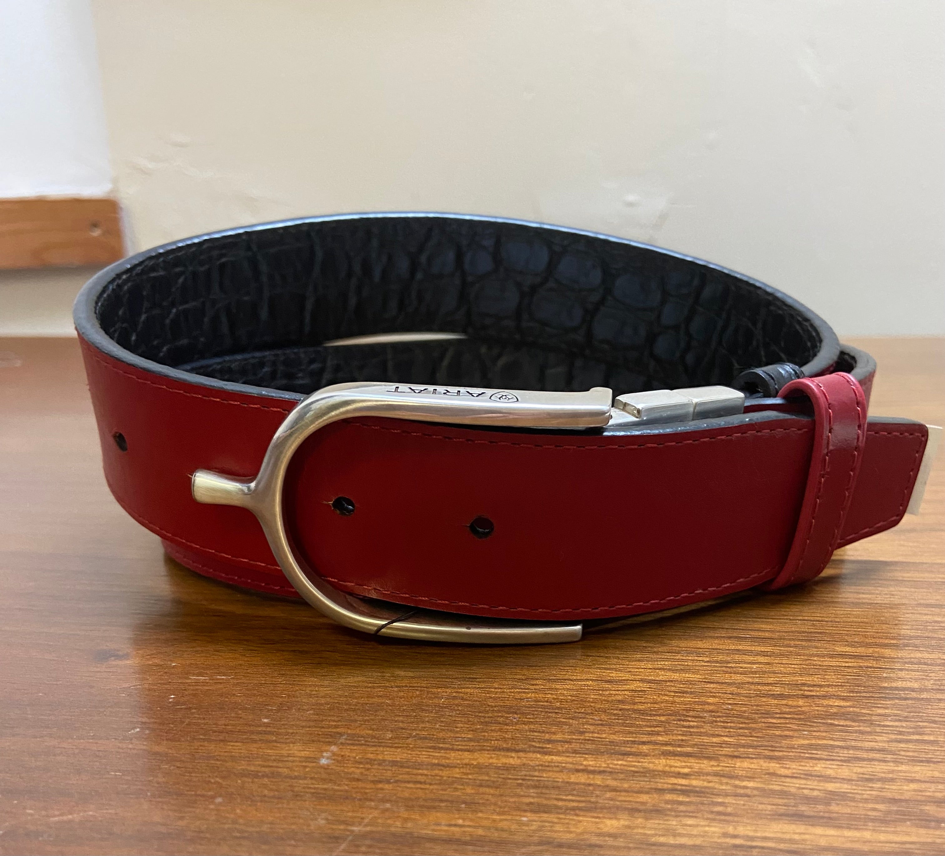 Ariat Radiant Reversible Belt - Black Croc / Chilli Pepper