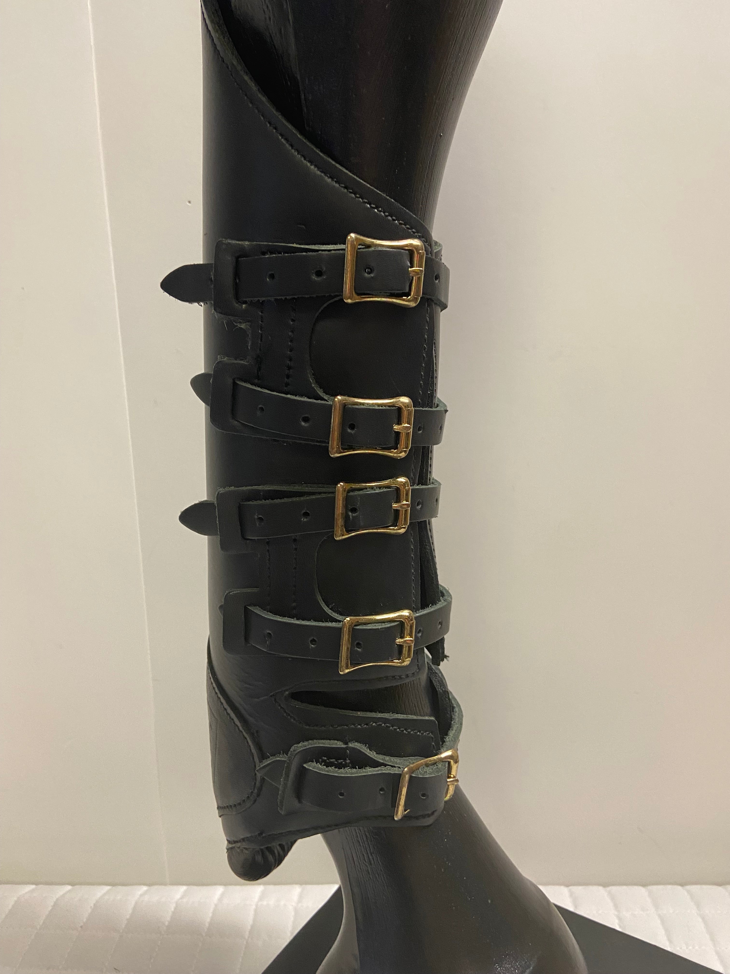 WNS Leather Rear High Boots - Black - Medium